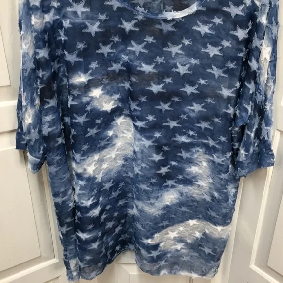 Soft Surroundings Sheer Blue & White Star Top Small/ Medium - Picture 3 of 16